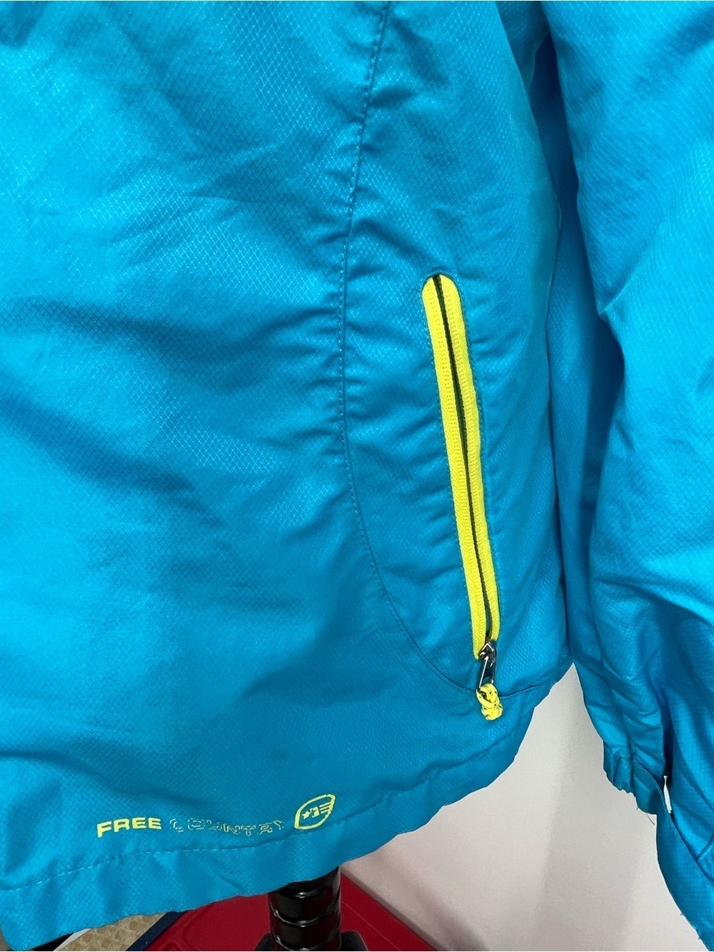 Women’s Lightweight Turquoise Hooded Jacket - Picture 3 of 15